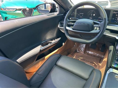 Used 2024 Lucid Air Touring AWD/4WD image 19