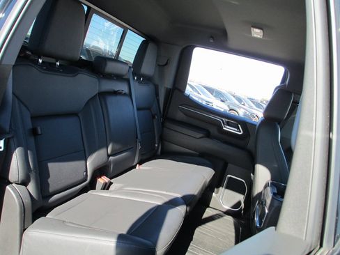 Certified 2022 Chevrolet Silverado 1500 LTZ w/ LTZ Premium Package image 22