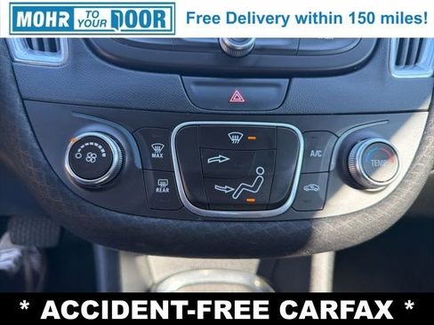 Used 2018 Chevrolet Malibu LT image 20