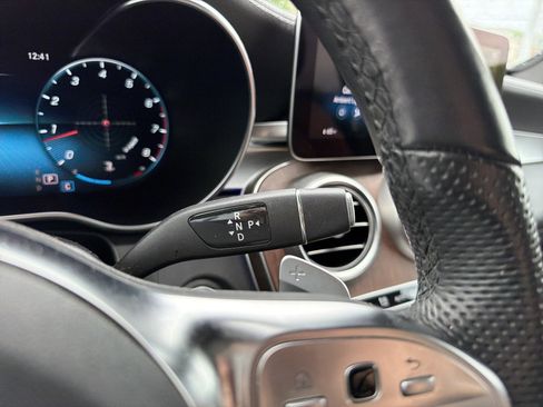 Used 2020 Mercedes-Benz GLC 300 image 27