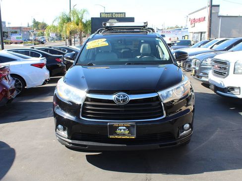 Used 2015 Toyota Highlander Limited Platinum AWD/4WD image 3