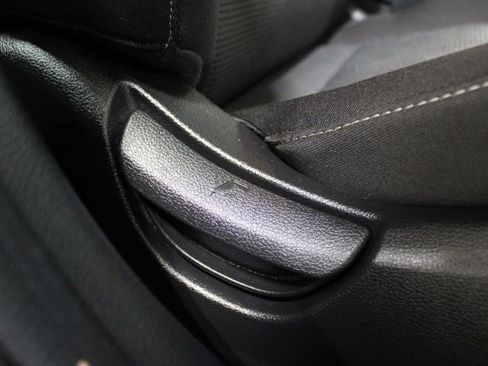 Used 2018 Kia Forte LX image 39