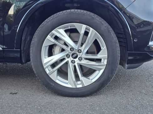 Used 2024 Audi Q7 3.0T Premium Plus image 9