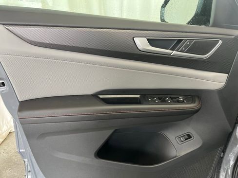 New 2026 Volkswagen Atlas Peak Edition AWD/4WD image 9