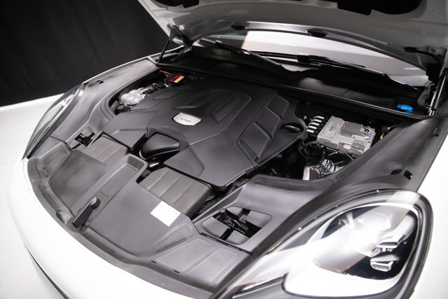 Used 2021 Porsche Cayenne AWD/4WD image 38