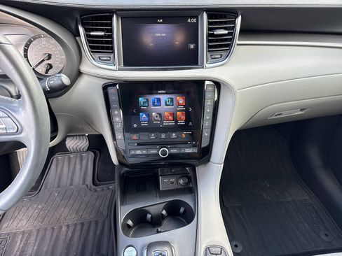 Used 2023 INFINITI QX50 Luxe FWD image 28