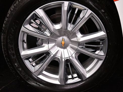 Used 2022 Chevrolet Tahoe High Country image 9