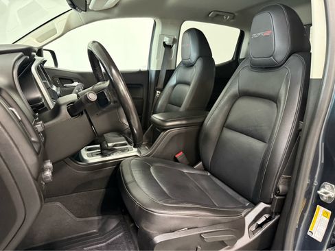 Used 2019 Chevrolet Colorado ZR2 w/ ZR2 Dusk Special Edition AWD/4WD image 13