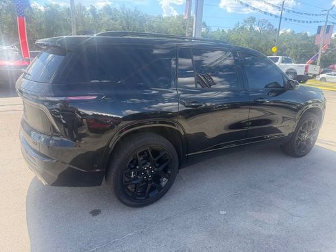 Used 2026 Chevrolet Traverse RS FWD image 3