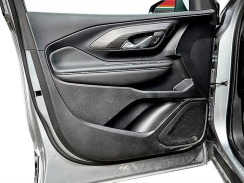 Used 2025 GMC Terrain Elevation image 21