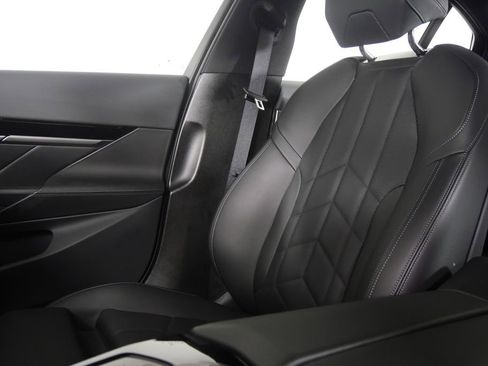 Certified 2024 BMW 530i image 25