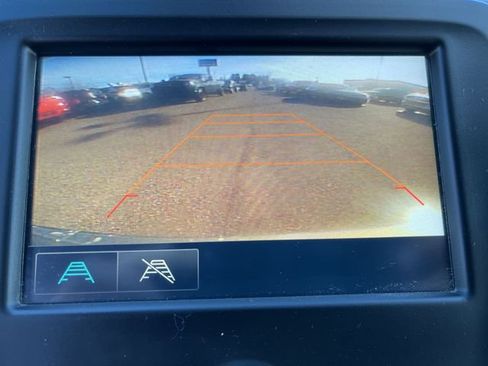 Used 2018 Chevrolet Equinox LT image 24