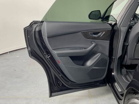 Used 2019 Audi Q8 Prestige image 20