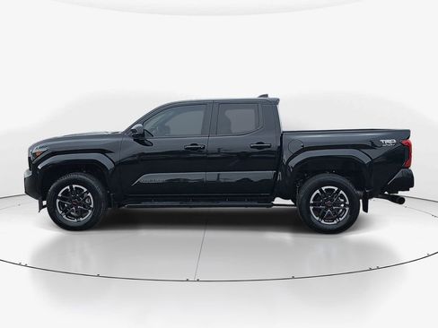 Used 2024 Toyota Tacoma TRD Sport image 9