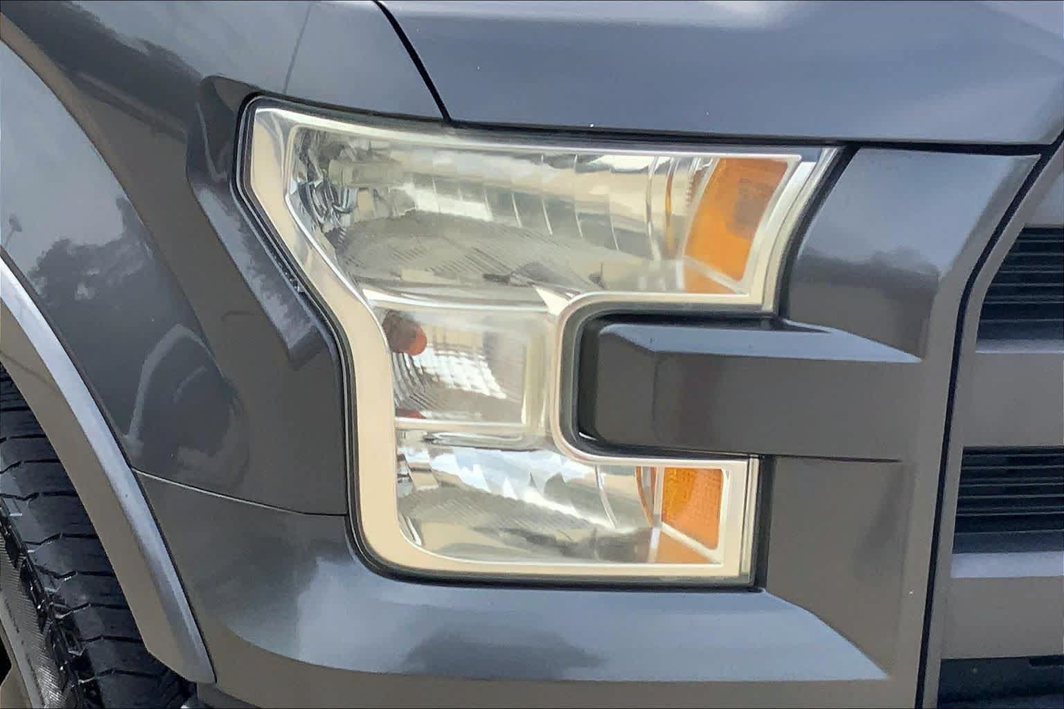Used 2015 Ford F150 Lariat AWD/4WD image 26
