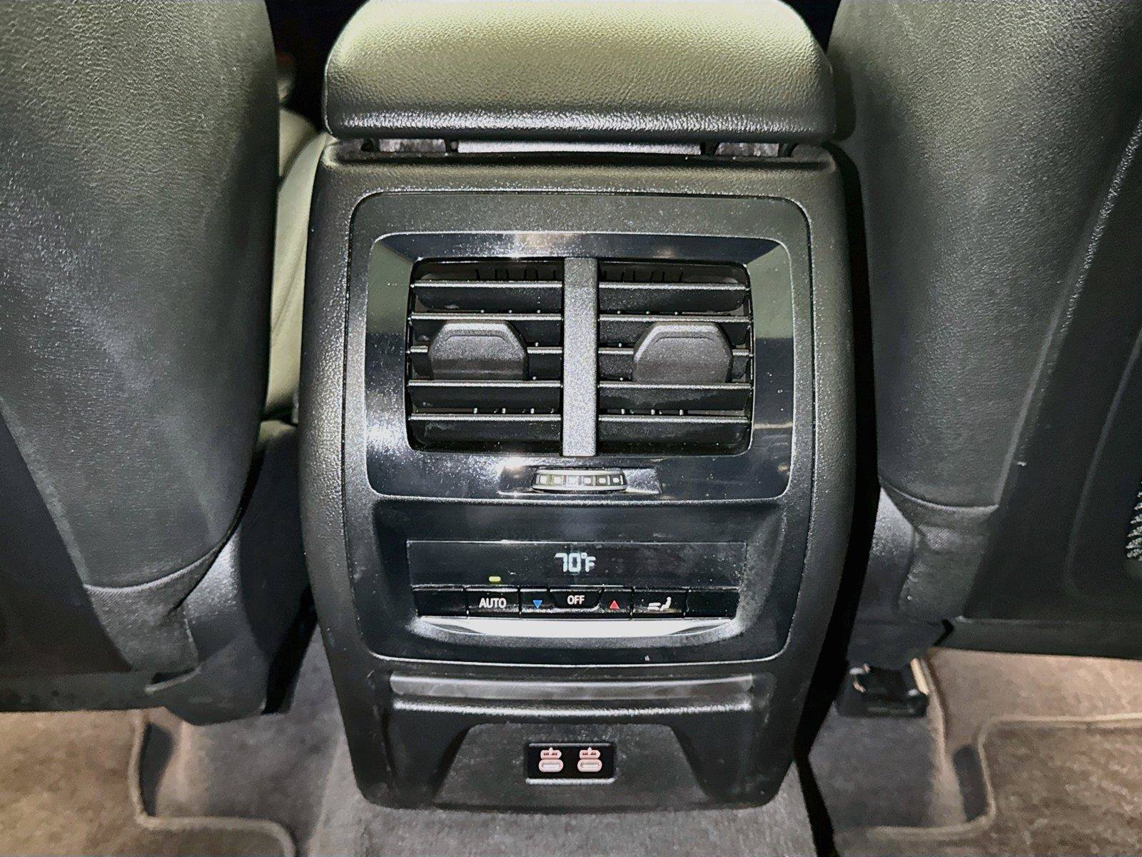 Used 2024 BMW X3 sDrive30i w/ Convenience Package w/ZPA RWD image 25