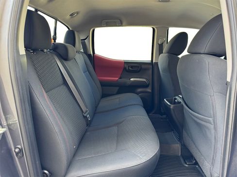 Used 2020 Toyota Tacoma SR5 image 20