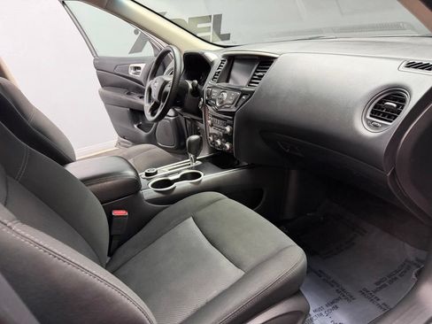 Used 2020 Nissan Pathfinder S AWD/4WD image 53