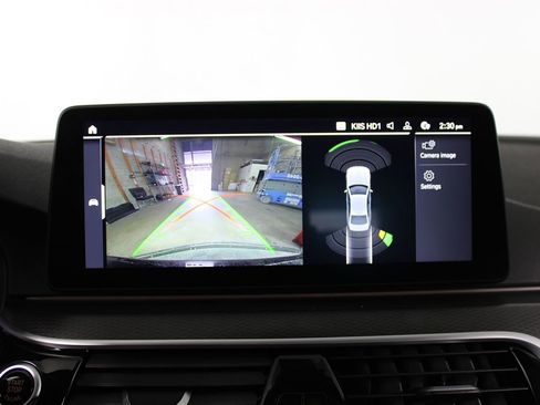 Used 2023 BMW 530i w/ M Sport Package image 18