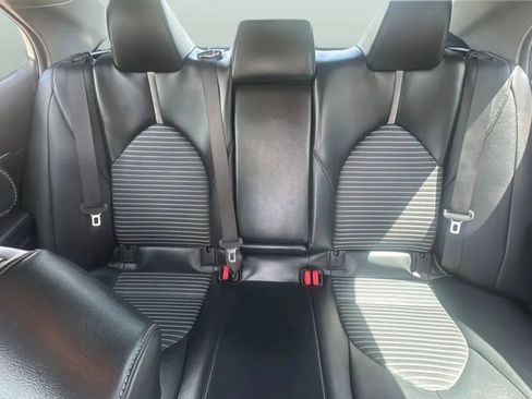 Used 2020 Toyota Camry SE w/ Carpet Mat Package FWD image 21