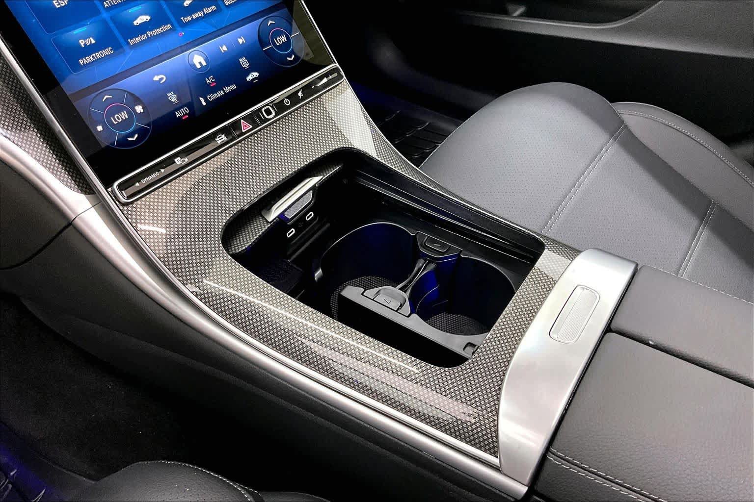 Used 2026 Mercedes-Benz C 300 Sedan image 7