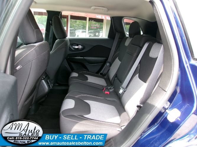 Used 2014 Jeep Cherokee Latitude AWD/4WD image 14