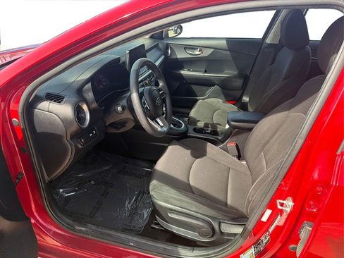 Used 2021 Kia Forte LXS image 10