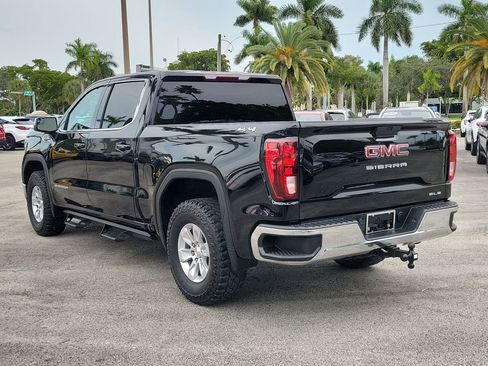 Used 2021 GMC Sierra 1500 SLE image 4