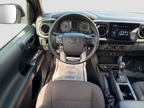 Used 2019 Toyota Tacoma TRD Sport RWD image 15