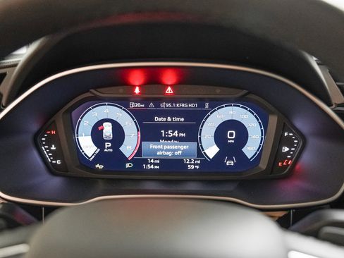 New 2025 Audi Q3 2.0T Premium image 16