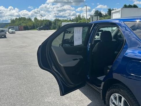 Certified 2023 Chevrolet Equinox LS w/ LS Convenience Package AWD/4WD image 29