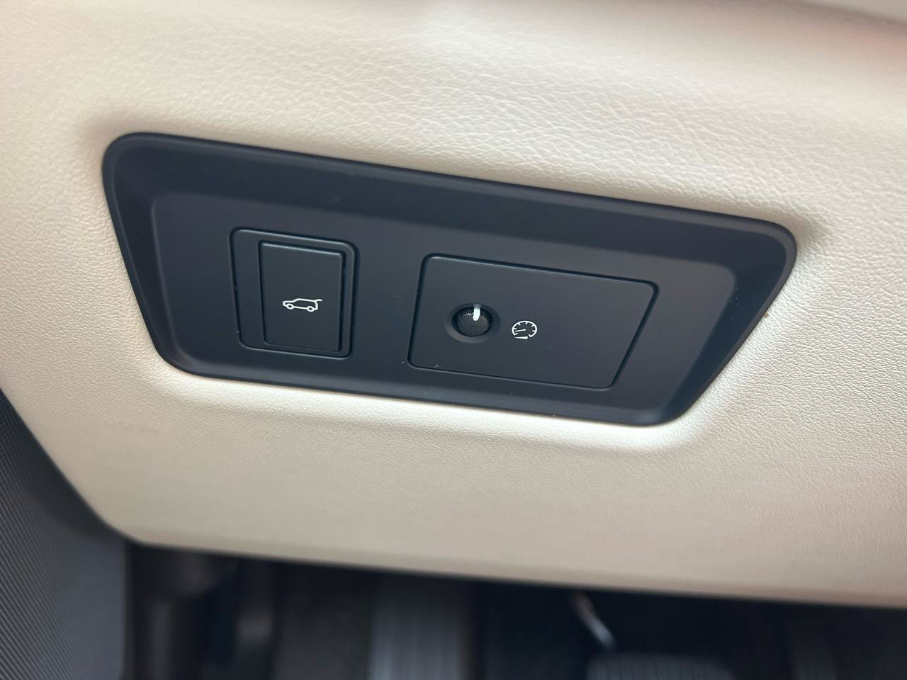 Used 2018 Land Rover Range Rover HSE AWD/4WD image 30