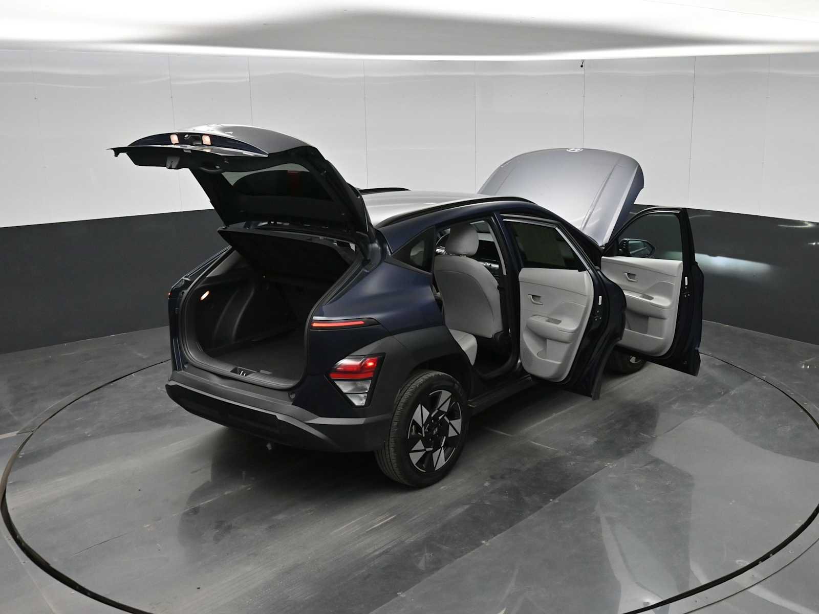 Used 2024 Hyundai Kona SEL AWD/4WD image 46