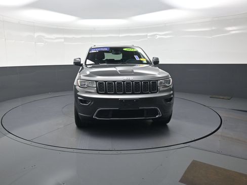 Used 2019 Jeep Grand Cherokee Limited AWD/4WD image 8