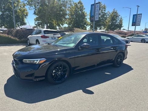 Used 2025 Honda Civic Sport image 5