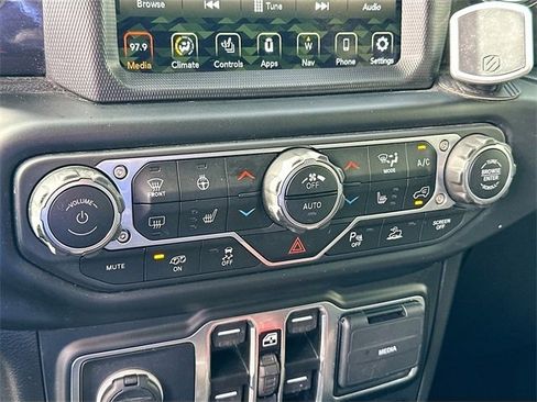 Certified 2021 Jeep Wrangler Unlimited Rubicon w/ Dual Top Group image 15