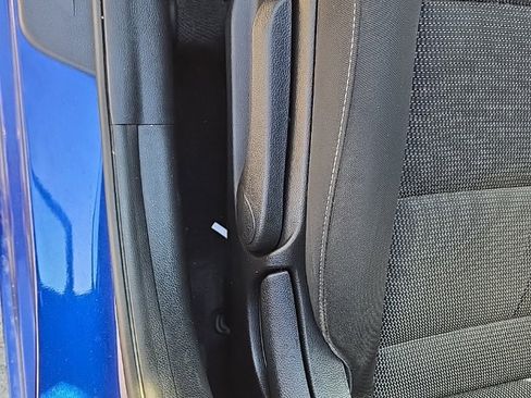 Used 2017 Kia Forte LX image 34