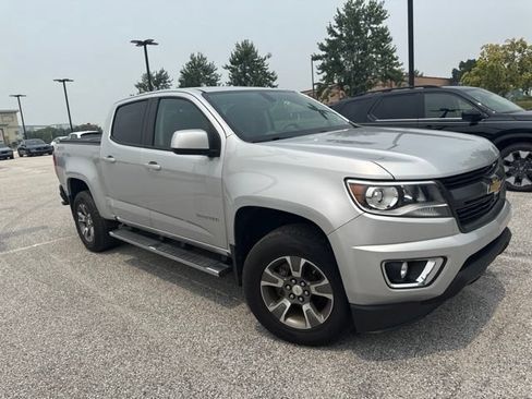 Used 2017 Chevrolet Colorado Z71 AWD/4WD image 1