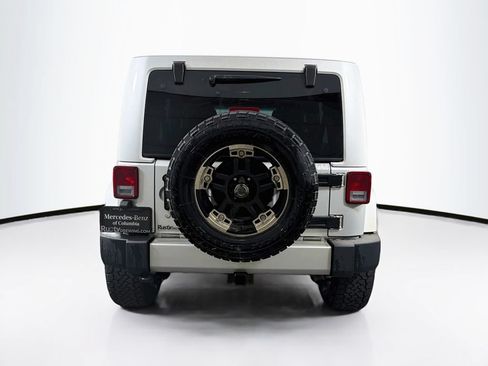 Used 2012 Jeep Wrangler Unlimited Sahara w/ Connectivity Group AWD/4WD image 6