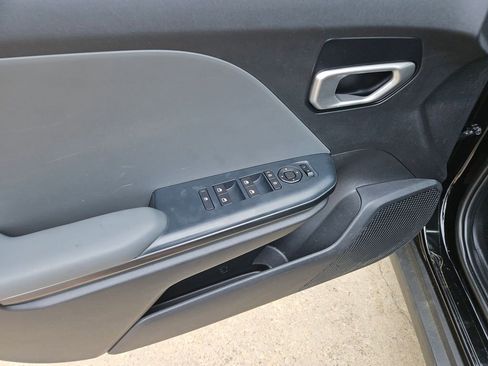 Used 2025 Kia K4 FWD image 15