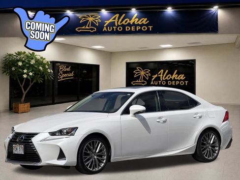 Used 2017 Lexus IS 200t RWD image 1
