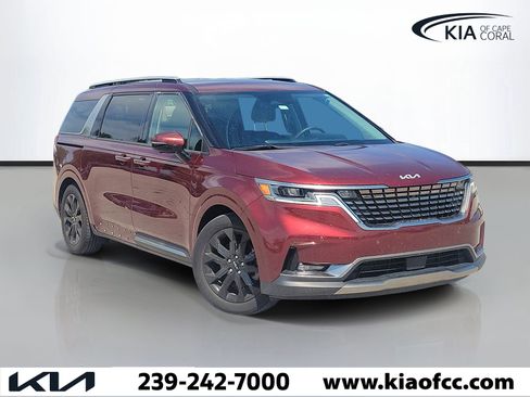 Certified 2023 Kia Carnival SX FWD image 1