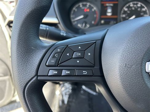 Used 2025 Nissan Altima 2.5 S image 25