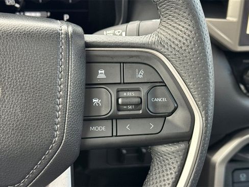Used 2025 Toyota Tundra Limited image 29