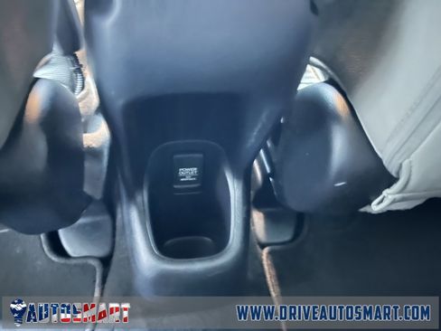 Used 2018 Honda HR-V EX-L image 26