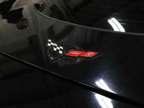 Used 2000 Chevrolet Corvette Coupe w/ Memory Pkg RWD image 27
