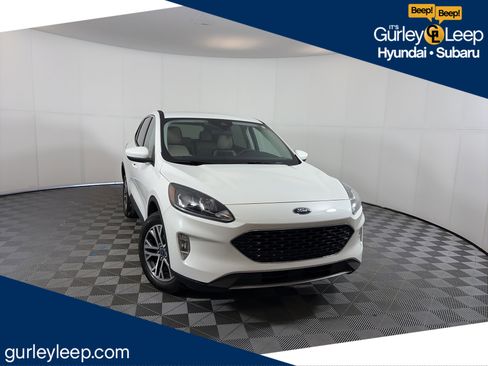 Used 2022 Ford Escape SEL image 1