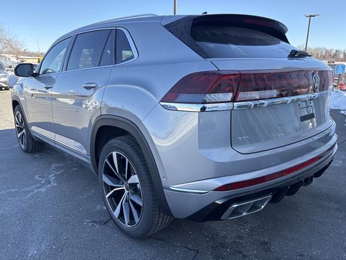 New 2026 Volkswagen Atlas Cross Sport SEL Premium R-Line image 4