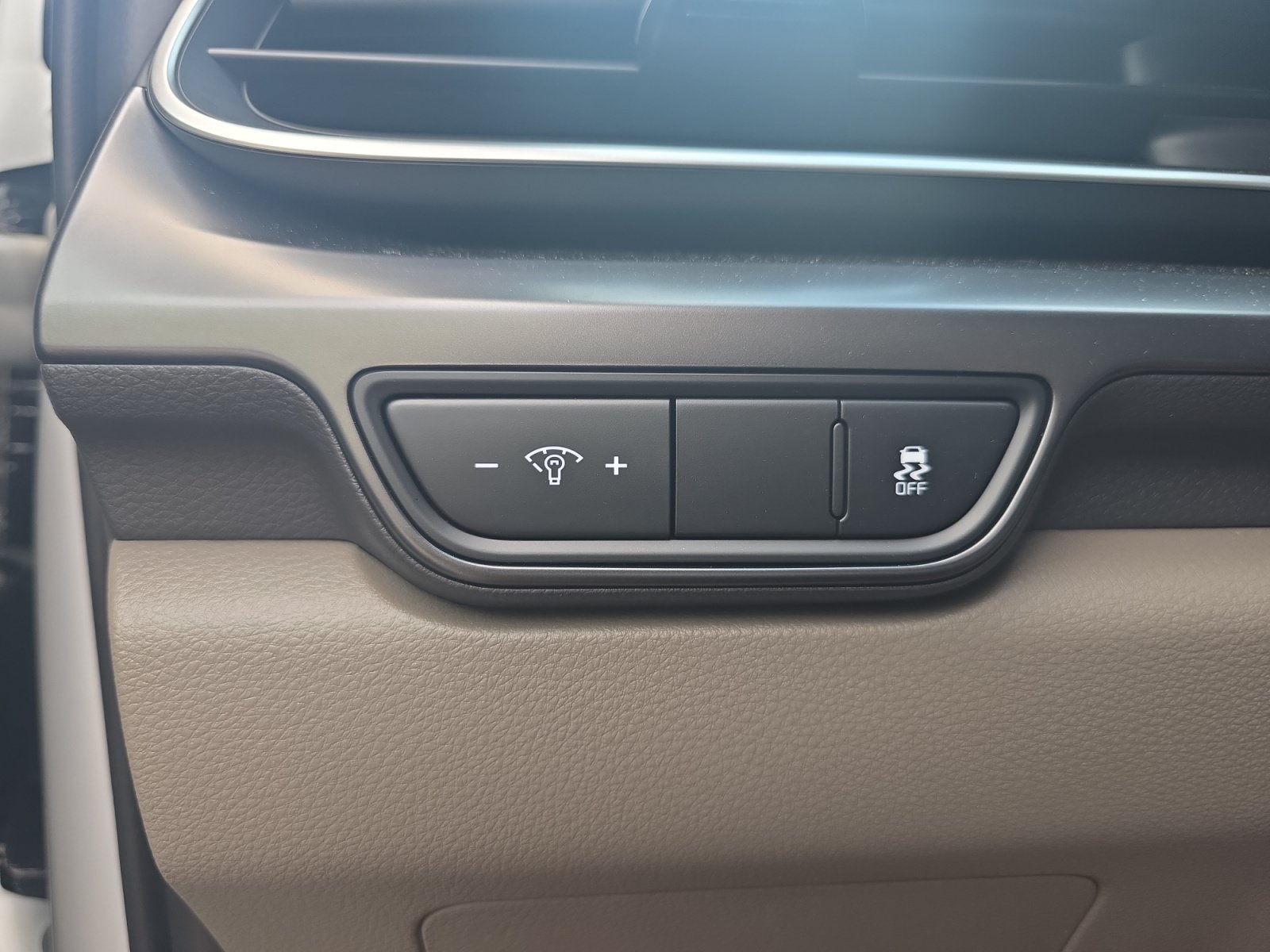 Certified 2026 Kia Carnival FWD image 26