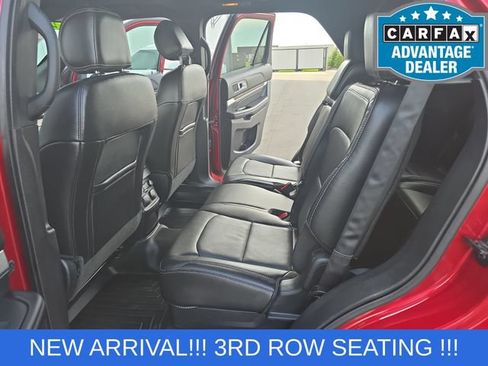 Used 2017 Ford Explorer Limited w/ Equipment Group 303A AWD/4WD image 9